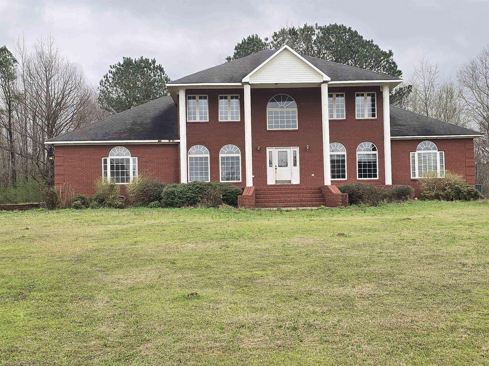 25 Acres of Land with Home for Sale in Hamilton, Alabama