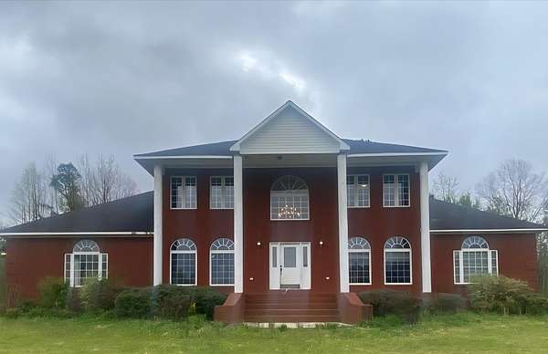 25 Acres of Land with Home for Sale in Hamilton, Alabama