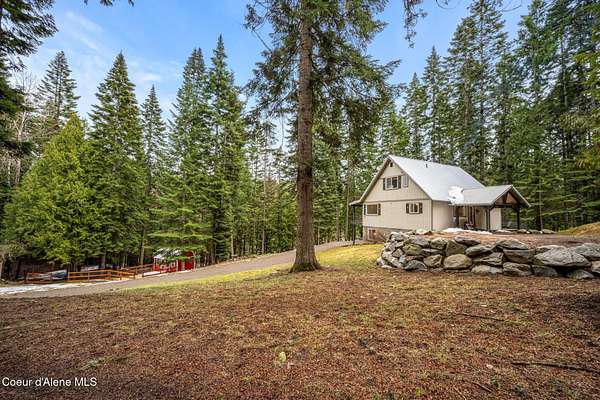 10 Acres of Land with Home for Sale in Hayden, Idaho