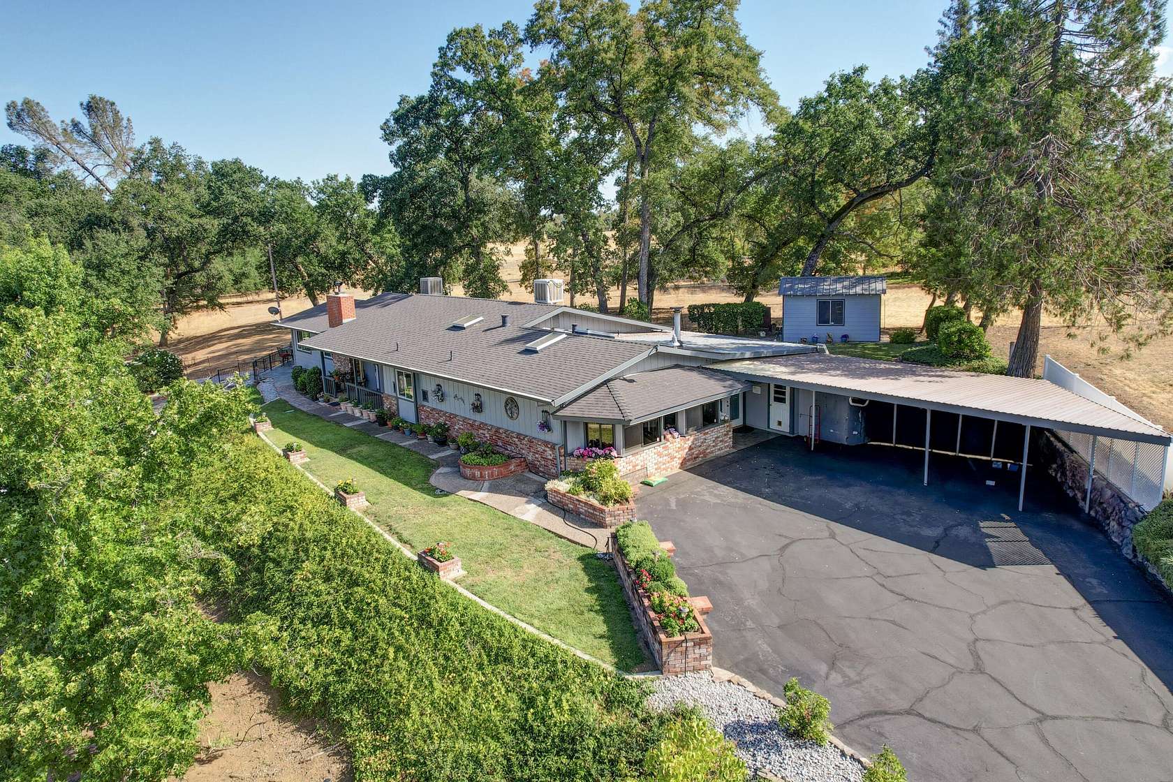 2 Acres of Land with Home for Sale in Palo Cedro, California