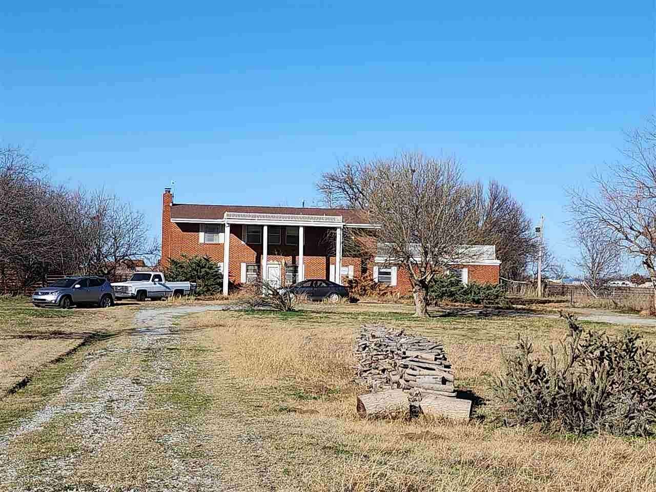 7 Acres of Land with Home for Sale in Lawton, Oklahoma