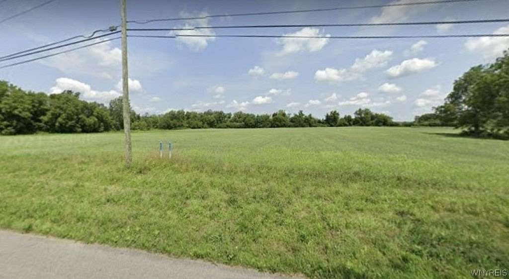 3 Acres of Residential Land for Sale in Clarence, New York