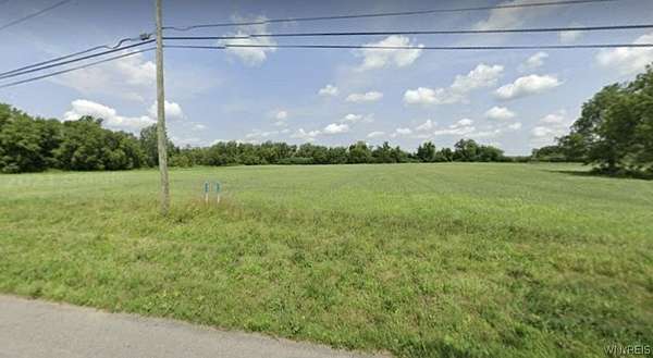 3 Acres of Residential Land for Sale in Clarence, New York