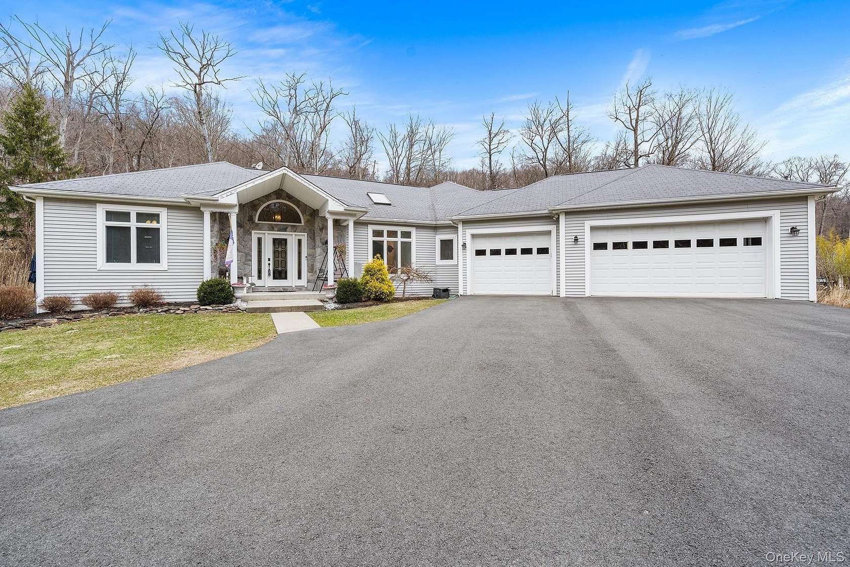 1.69 Acres of Land with Home for Sale in Tomkins Cove, New York