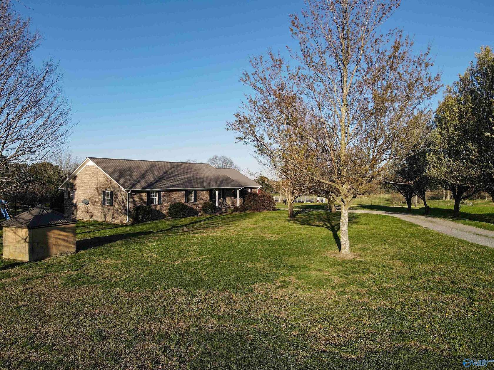 8 Acres of Land with Home for Sale in Grove Oak, Alabama