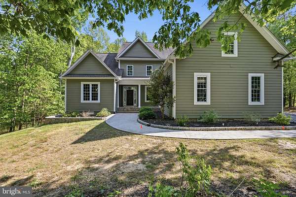 1.62 Acres of Land with Home for Sale in Chesterfield, Virginia