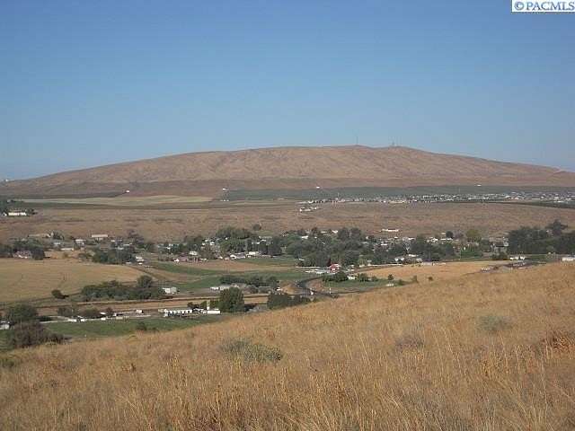 20 Acres of Agricultural & Residential Land for Sale in Benton City, Washington