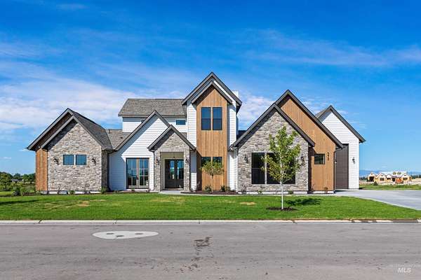 1.84 Acres of Land with Home for Sale in Caldwell, Idaho