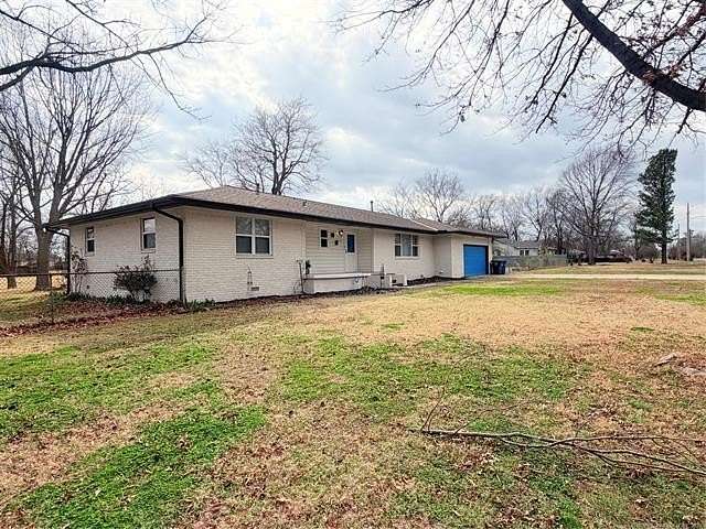 1.75 Acres of Land with Home for Sale in Tulsa, Oklahoma
