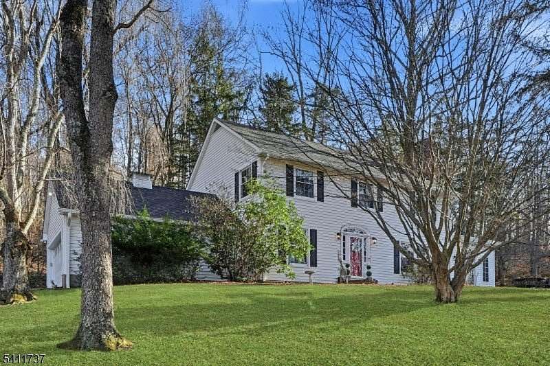 5.14 Acres of Land with Home for Sale in Fredon Township, New Jersey