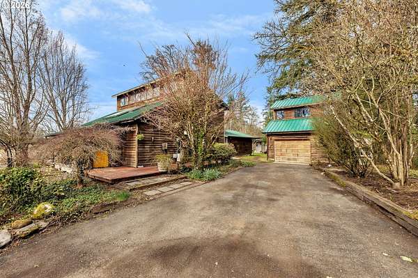 2.5 Acres of Land with Home for Sale in Vancouver, Washington