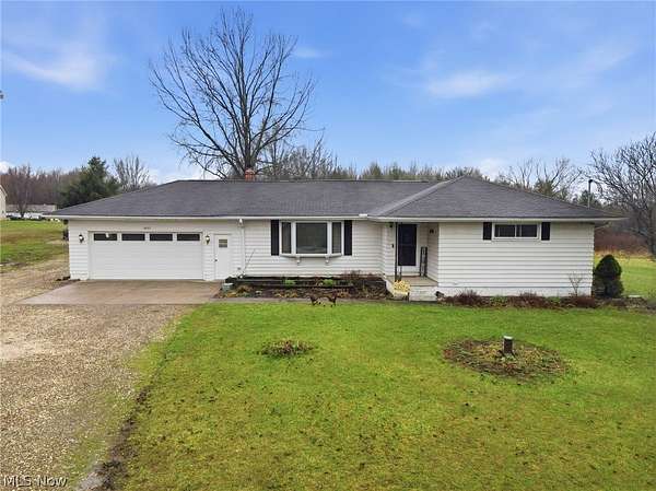 2.3 Acres of Land with Home for Sale in Berlin Center, Ohio