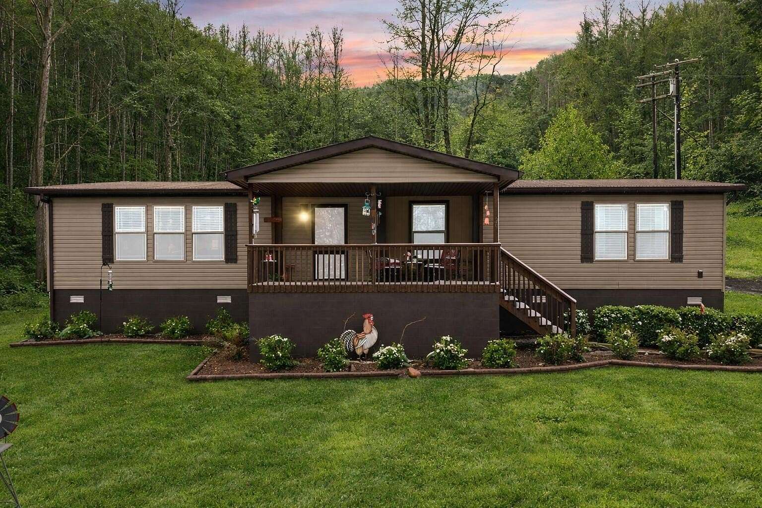 19.5 Acres of Land with Home for Sale in Evarts, Kentucky