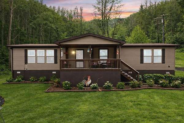 19.5 Acres of Land with Home for Sale in Evarts, Kentucky