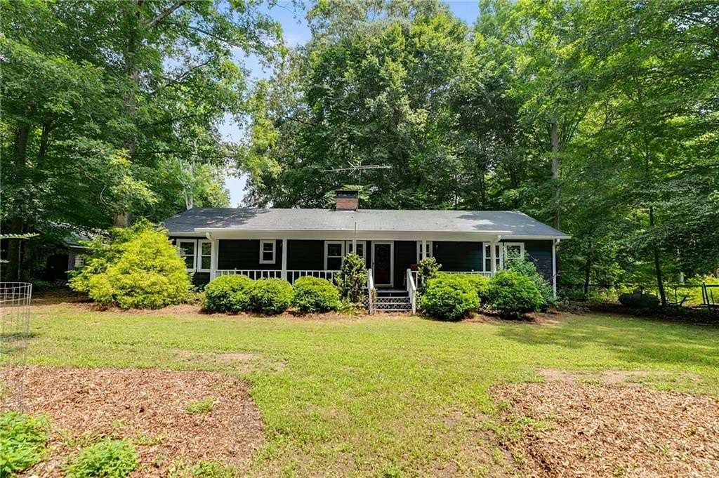 8 Acres of Land with Home for Sale in Carrollton, Georgia