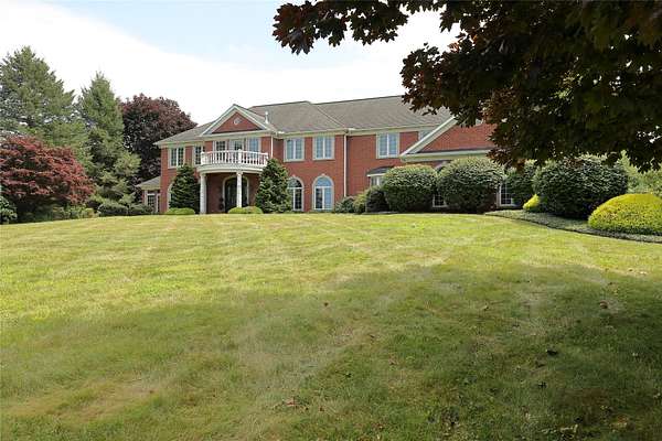 3.9 Acres of Land with Home for Sale in Erie, Pennsylvania