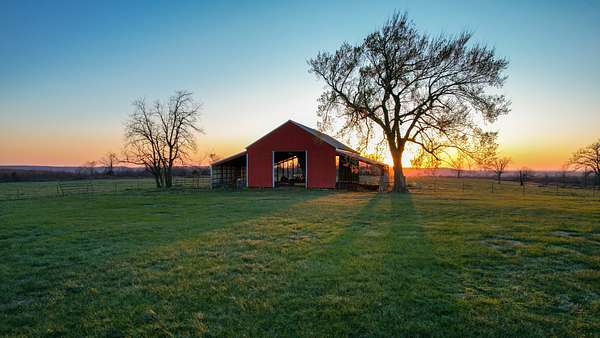 325 Acres of Land with Home for Sale in Prairie Grove, Arkansas