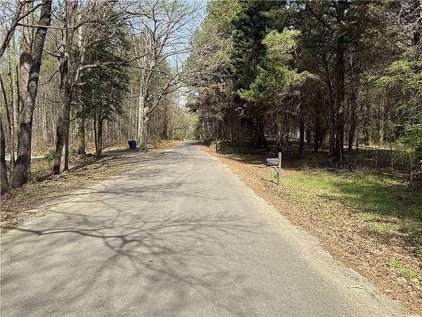 1.5 Acres of Residential Land for Sale in Auburn, Georgia