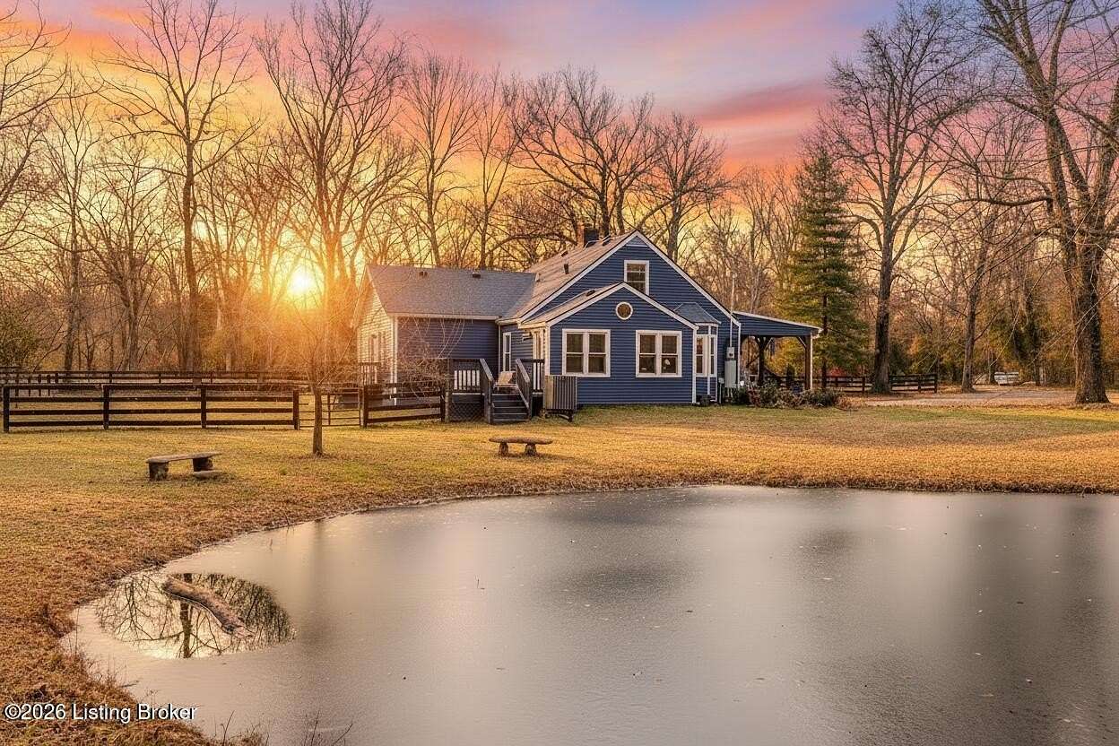 1.9 Acres of Land with Home for Sale in Louisville, Kentucky