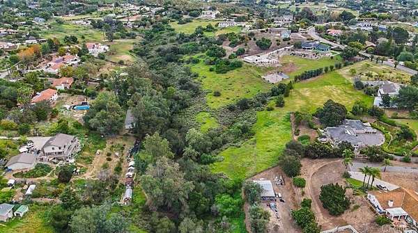 7.39 Acres of Residential Land for Sale in Fallbrook, California