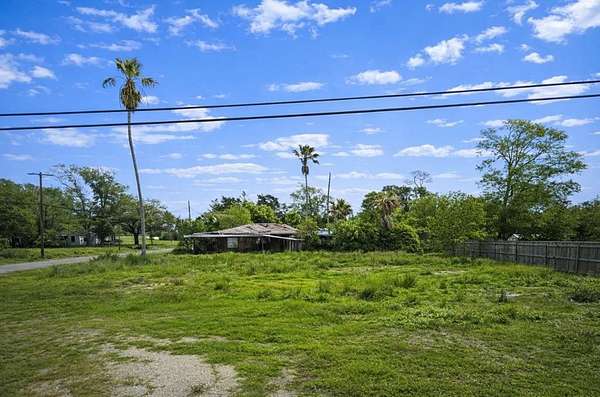 0.21 Acres of Residential Land for Sale in Orange, Texas