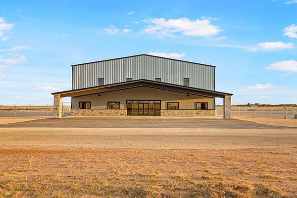 4 Acres of Improved Commercial Land for Sale in Andrews, Texas