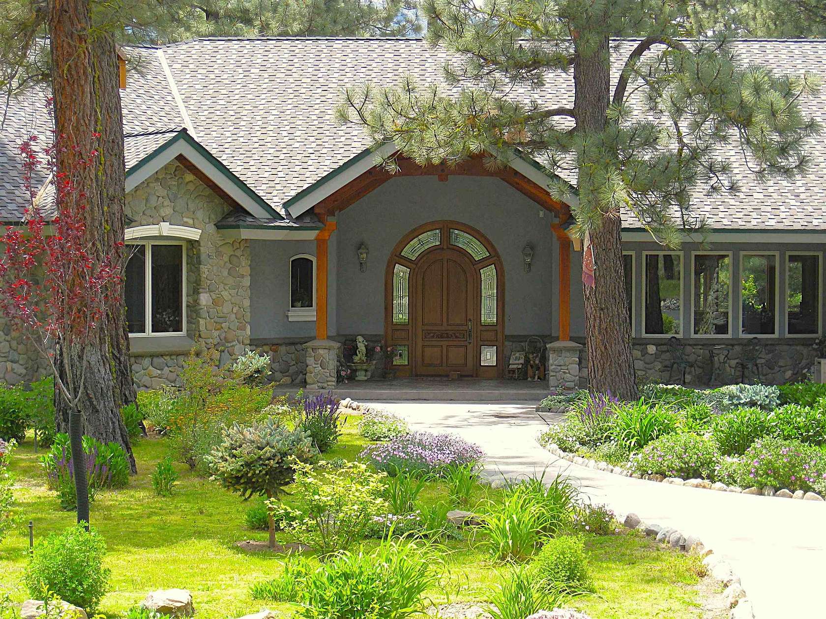 3.1 Acres of Land with Home for Sale in Clio, California