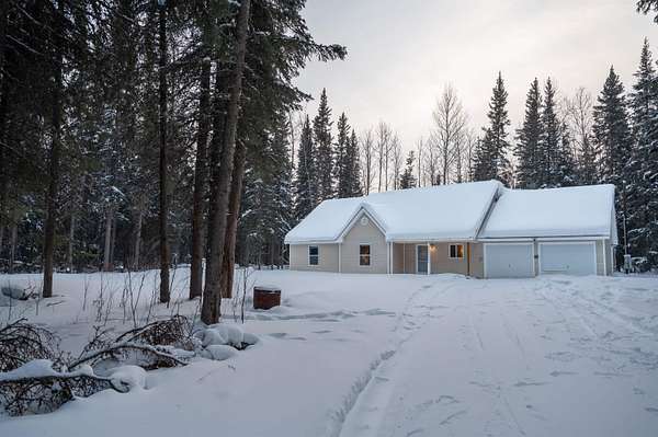 1.5 Acres of Land with Home for Sale in Delta Junction, Alaska