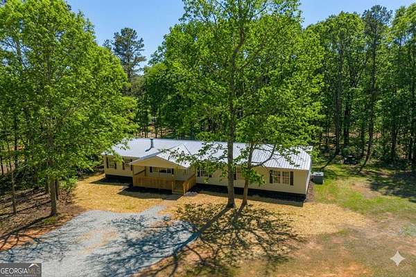 3 Acres of Land with Home for Sale in Hull, Georgia