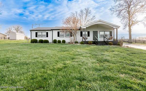 2.25 Acres of Land with Home for Sale in Springfield, Kentucky