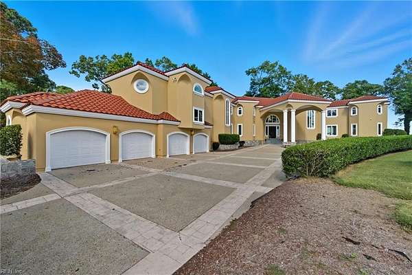 5.84 Acres of Land with Home for Sale in Suffolk, Virginia