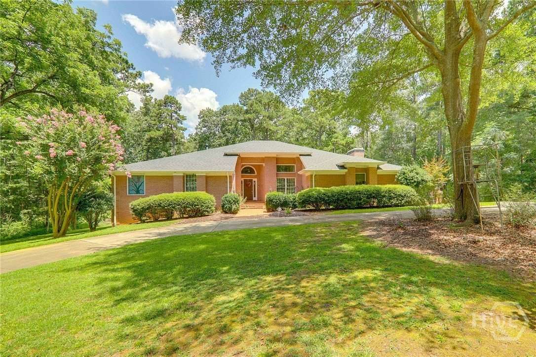 4 Acres of Land with Home for Sale in Athens, Georgia