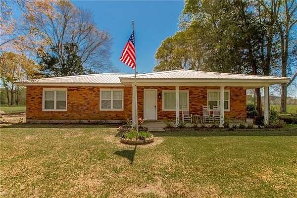 4.49 Acres of Land with Home for Sale in Bogalusa, Louisiana