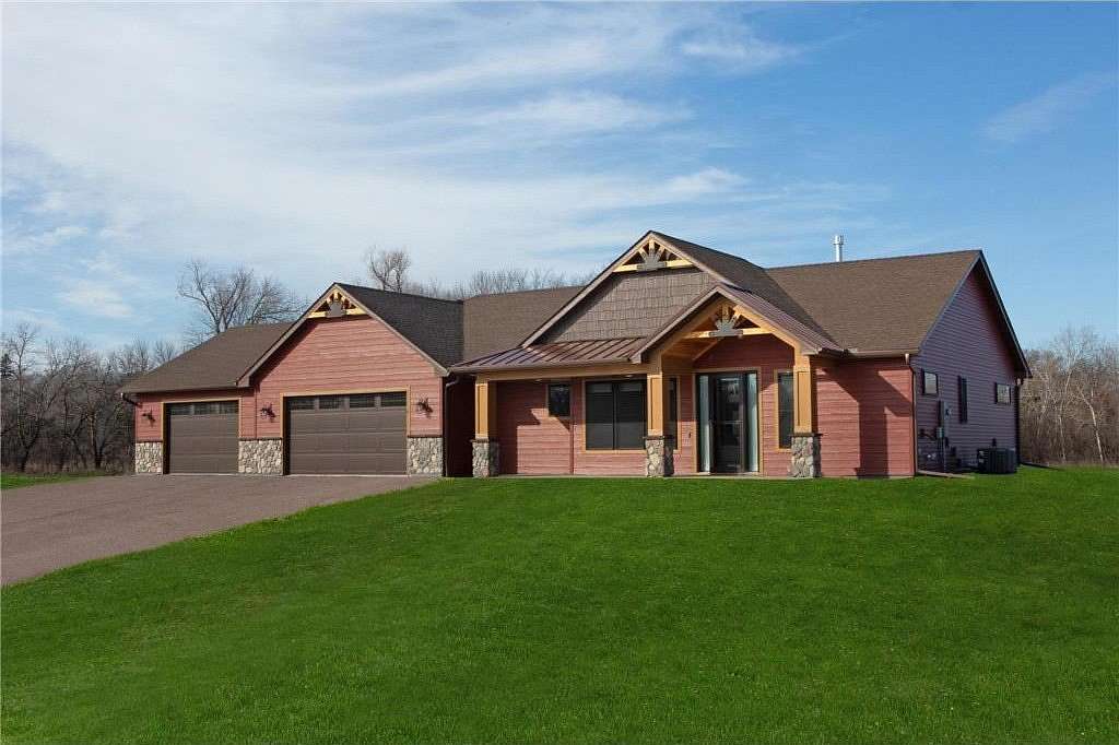 6 Acres of Land with Home for Sale in North Branch, Minnesota