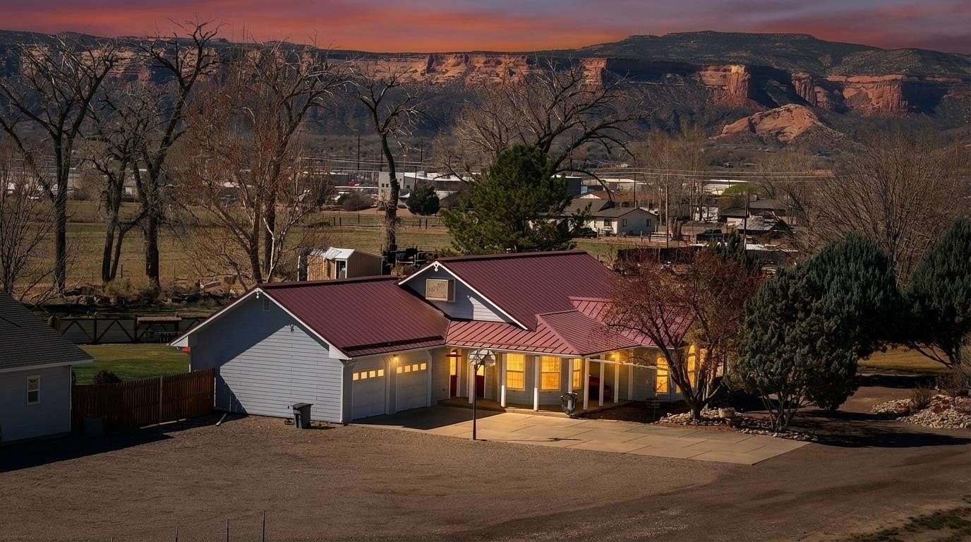 2.5 Acres of Land with Home for Sale in Grand Junction, Colorado