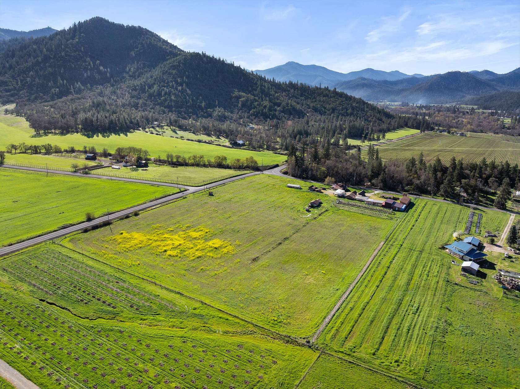 10.5 Acres of Land with Home for Sale in Applegate, Oregon