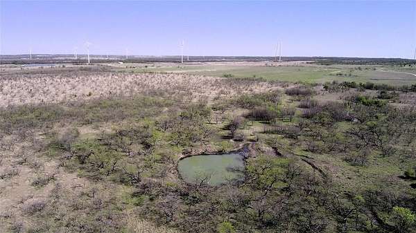 195 Acres of Land for Sale in Axtell, Texas