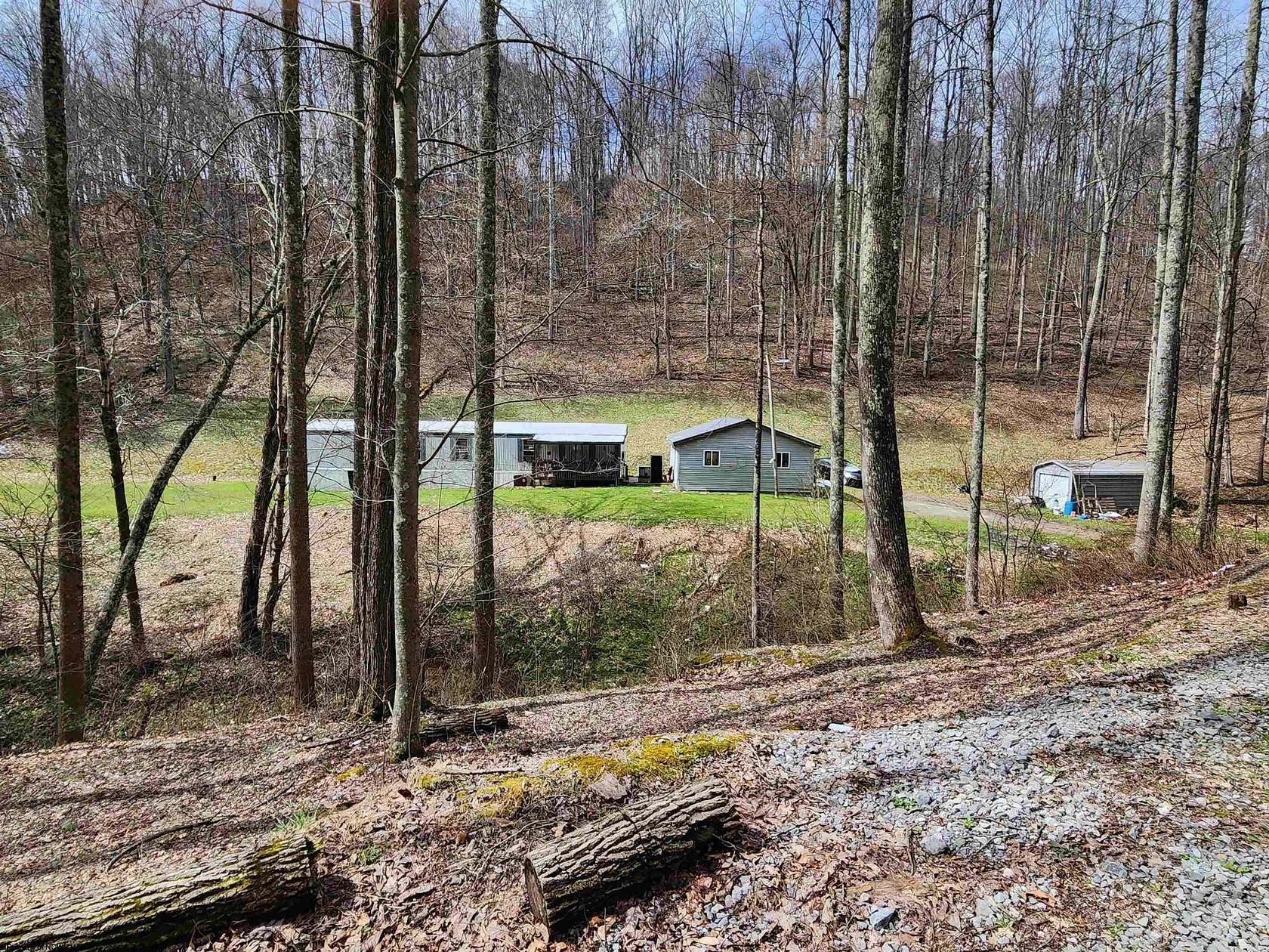 95.4 Acres of Land for Sale in Shinnston, West Virginia