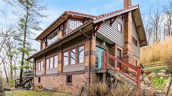 4.35 Acres of Land with Home for Sale in Zanesville, Ohio