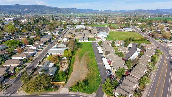 1 Acre of Residential Land for Sale in Central Point, Oregon