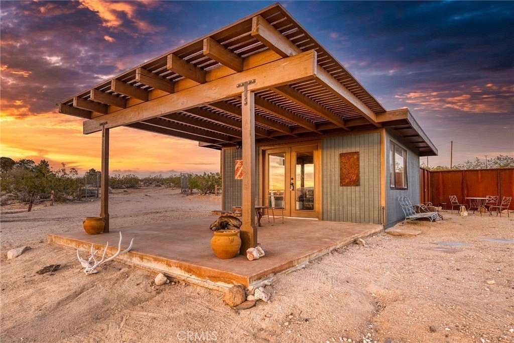 5 Acres of Improved Residential Land for Sale in Joshua Tree, California