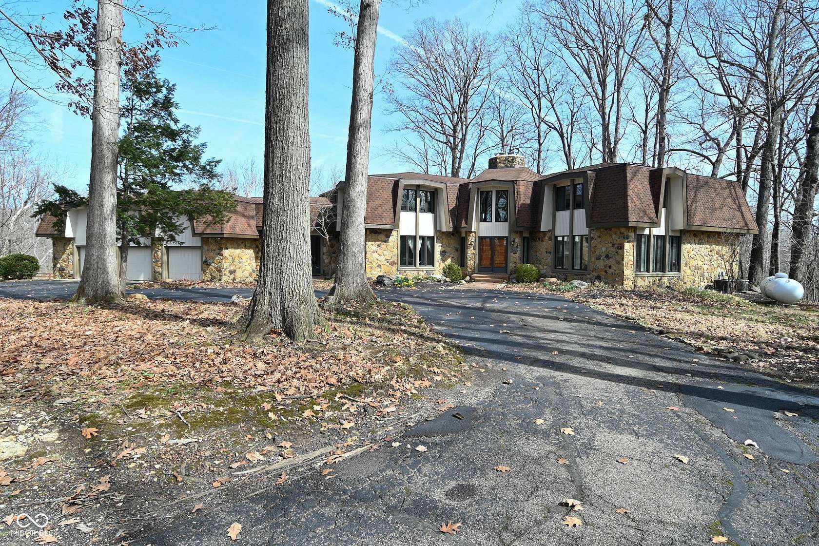 15.7 Acres of Land with Home for Sale in Avon, Indiana