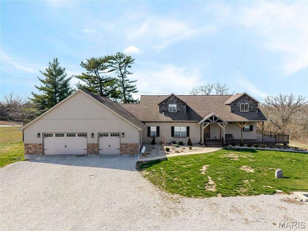 11 Acres of Land with Home for Sale in Smithton, Illinois
