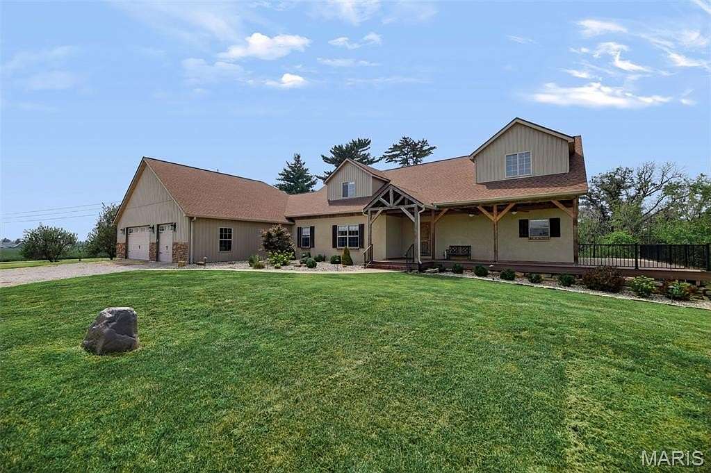 11 Acres of Land with Home for Sale in Smithton, Illinois