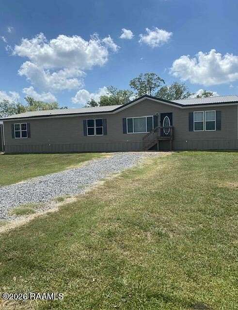 1.5 Acres of Land with Home for Sale in Arnaudville, Louisiana