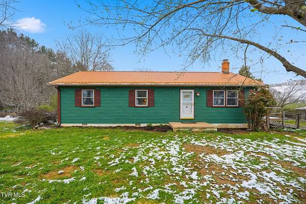 2 Acres of Land with Home for Sale in Speedwell, Virginia