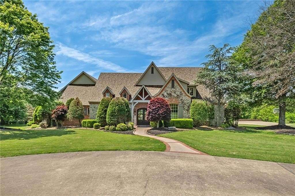 5 Acres of Land with Home for Sale in Bentonville, Arkansas