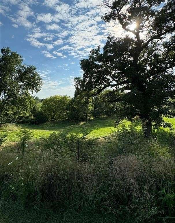 10 Acres of Land for Sale in Weston, Missouri