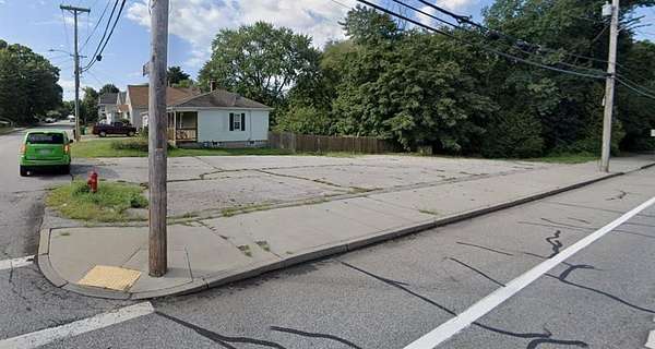 0.11 Acres of Residential Land for Sale in Woonsocket, Rhode Island