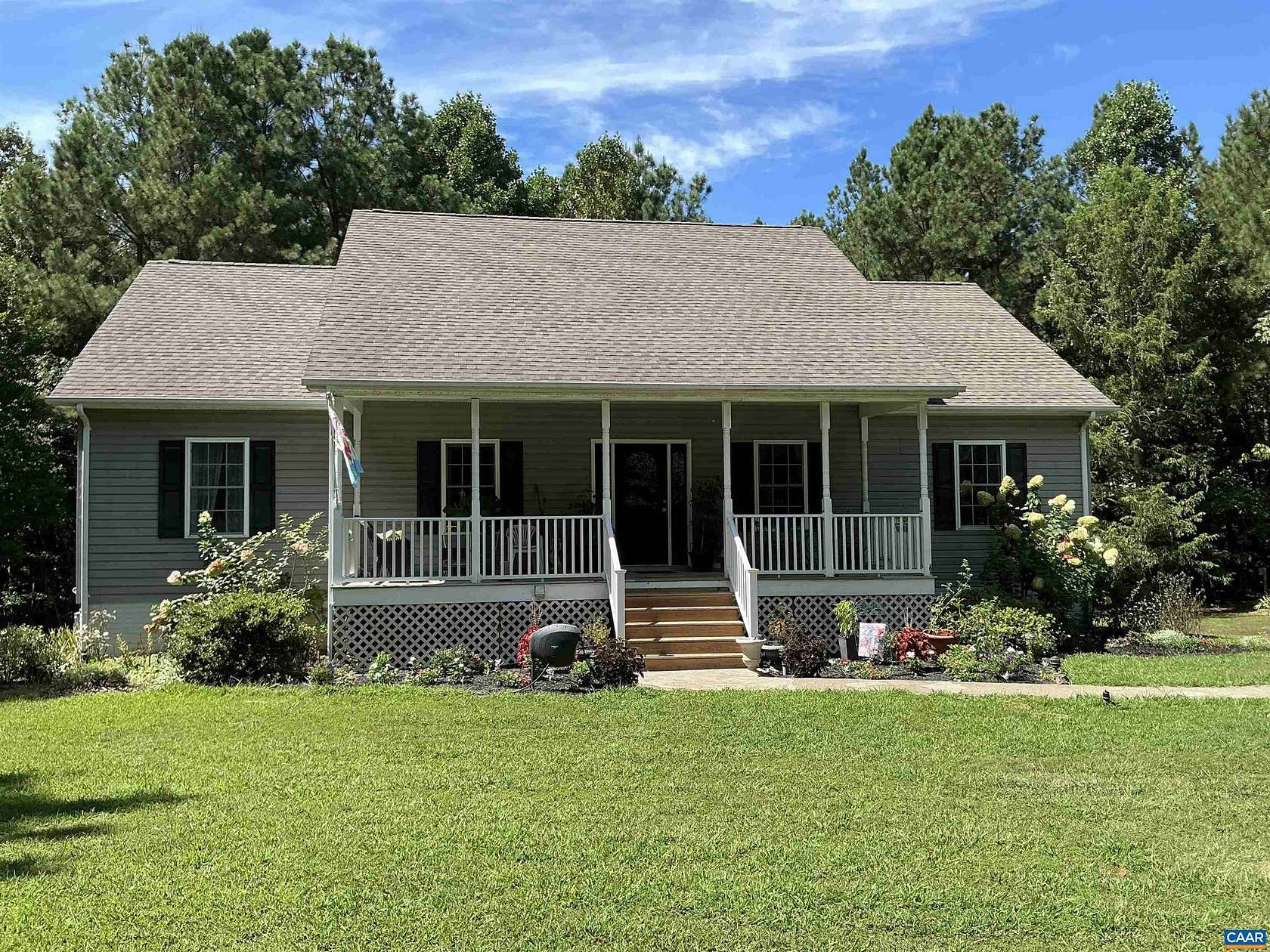 2.24 Acres of Land with Home for Sale in Scottsville, Virginia